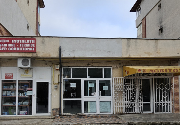 Spatiu comercial de inchiriat in Ansamblul Peco