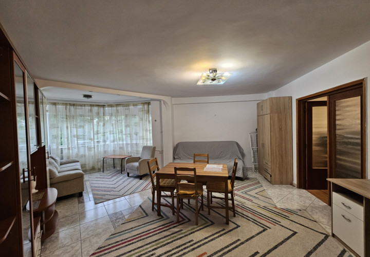 Apartament in zona 13 Septembrie-Uranus-Catedrala