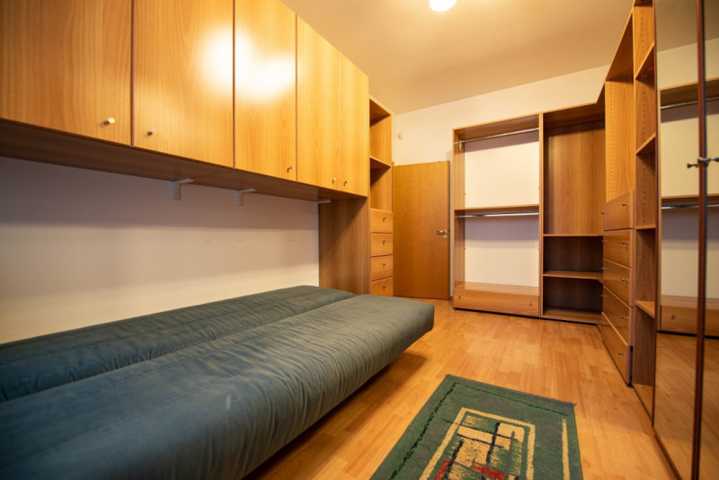 Two bedroom+officeroom+livingroom apartment near Dorobantilor Square I 2 garages